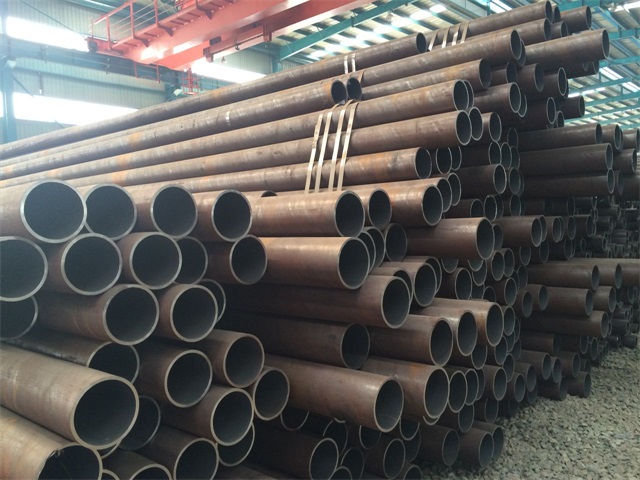 开封化肥设备用高压无缝钢管